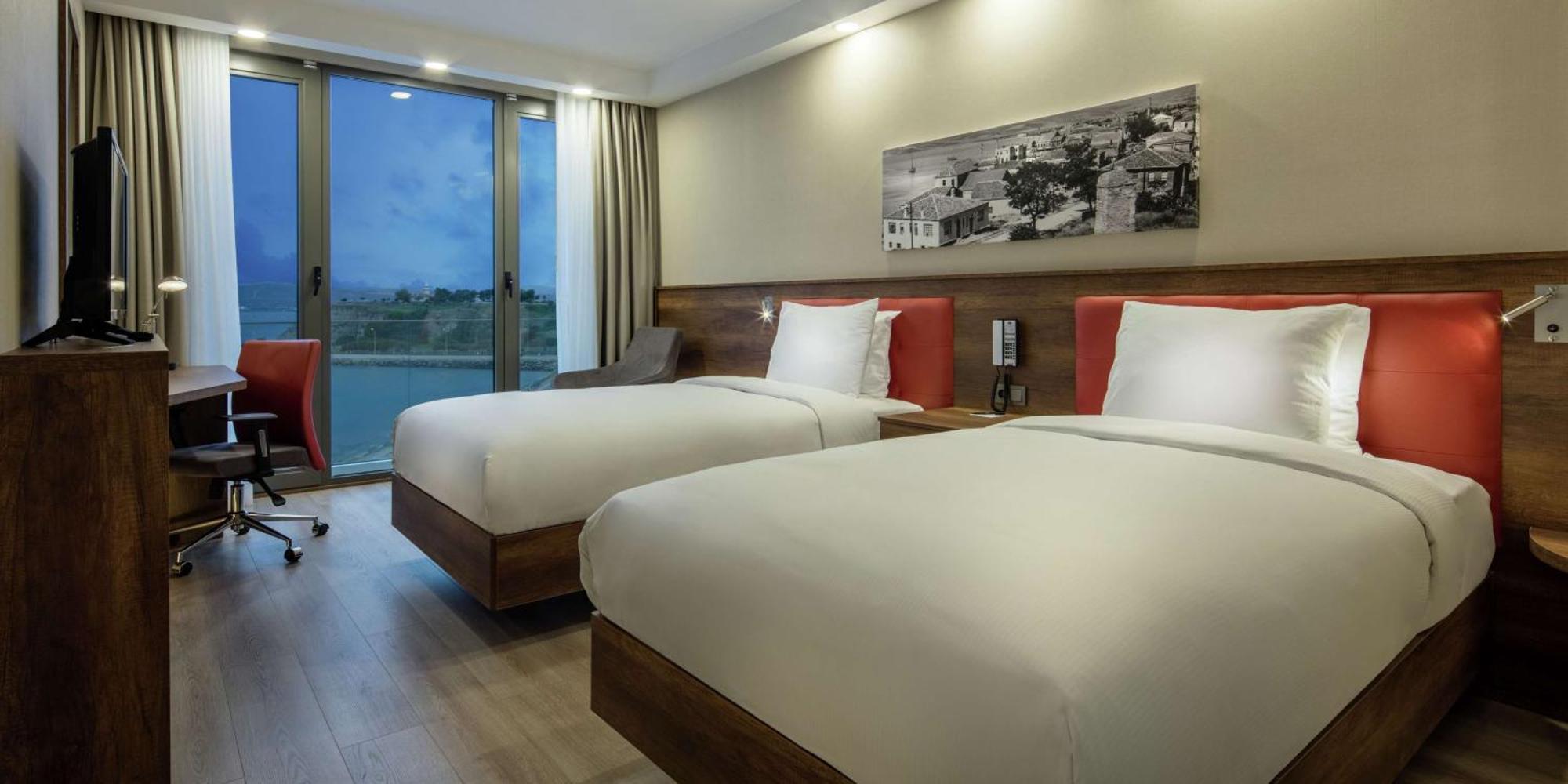 Hampton By Hilton Canakkale ゲリボル エクステリア 写真